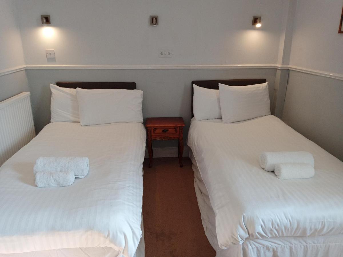 Blue Bell Hotel Belford Zewnętrze zdjęcie